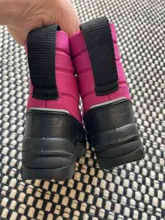 Pinkit oikein siistit 20 Kuomat / kuoma talvikengät / talvisaappaat Vantaa