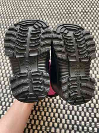 Pinkit oikein siistit 20 Kuomat / kuoma talvikengät / talvisaappaat Vantaa