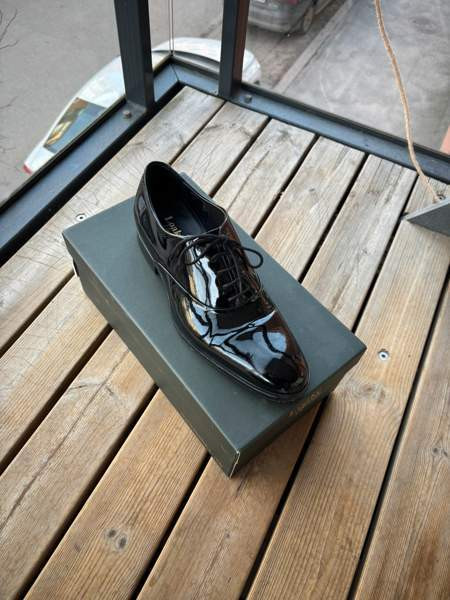 Lakeeri / Juhlakengät Helsinki - изображение 1