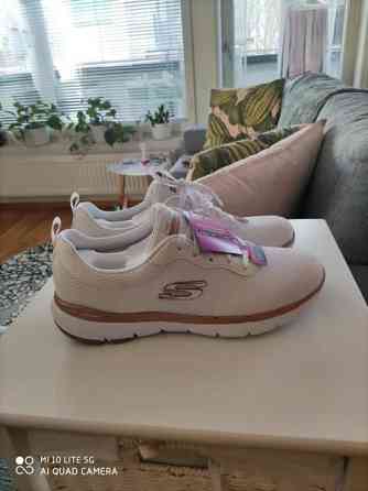 Skechers kengät 38 uusi Nokia