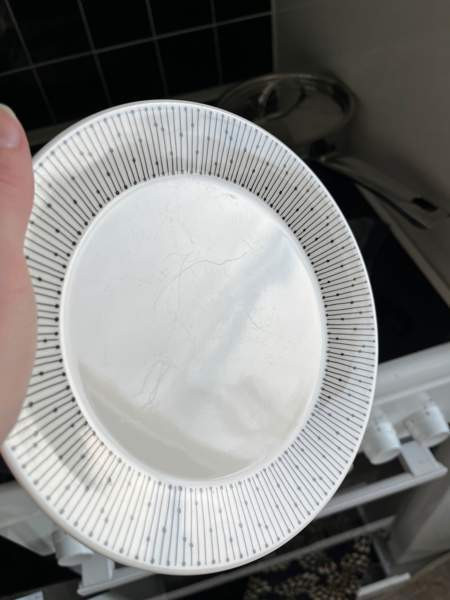 Mainio sarastus mukit ja lautaset Helsinki – foto 6