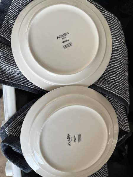 Mainio sarastus mukit ja lautaset Helsinki – foto 3