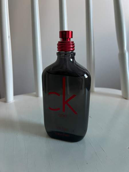 Calvin klein one red edition hajuvesi Jyvaeskylae - photo 1