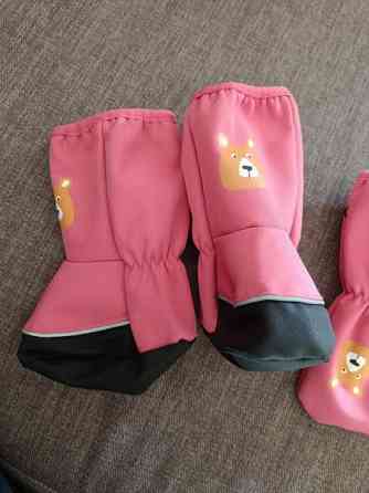 Välikausitöppöset ja välikausihanskat Hollola