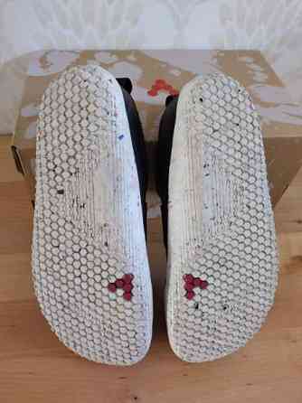 Vivobarefoot Primus Sport 30 Hollola