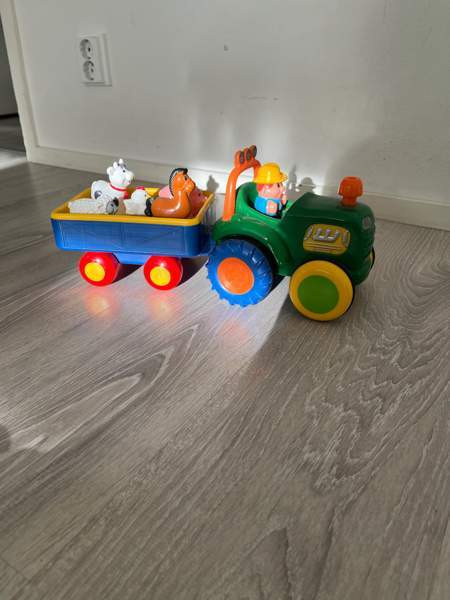 Lelutraktori pattereilla Vantaa – foto 1