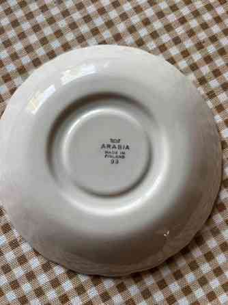 Arabian pieni aluslautanen Helsinki