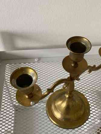 Kullanvärinen kynttelikkö Рованиеми