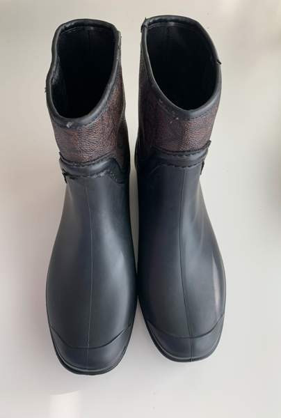 Calvin Klein kumisaappaat Helsinki - valokuva 1