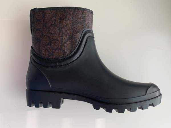 Calvin Klein kumisaappaat Helsinki - valokuva 3