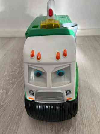 Leluroska-auto Вантаа