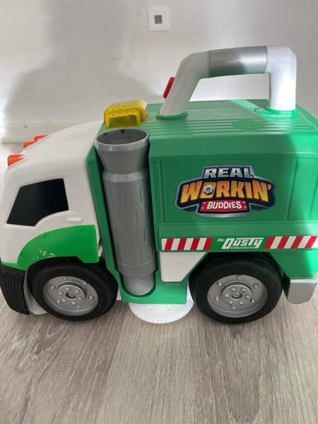 Leluroska-auto Вантаа - изображение 3