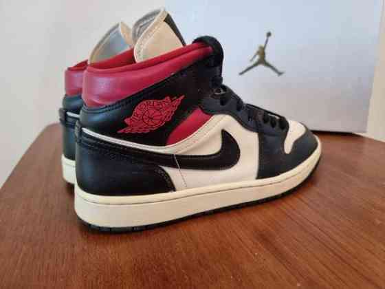 Air Jordan 1 Mid Gym Red Panda Eur 43 - 28cm Helsinki