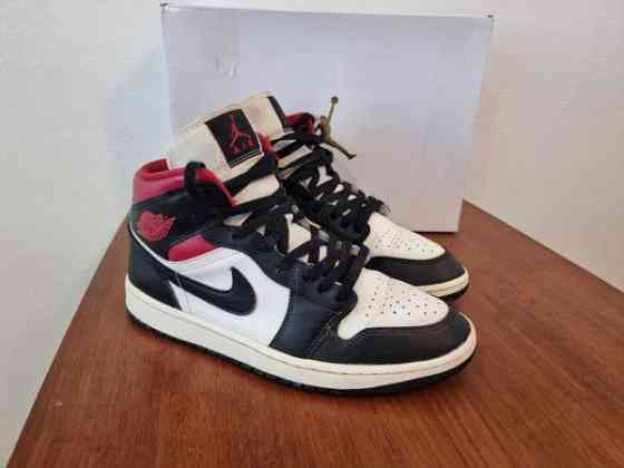 Air Jordan 1 Mid Gym Red Panda Eur 43 - 28cm Helsinki
