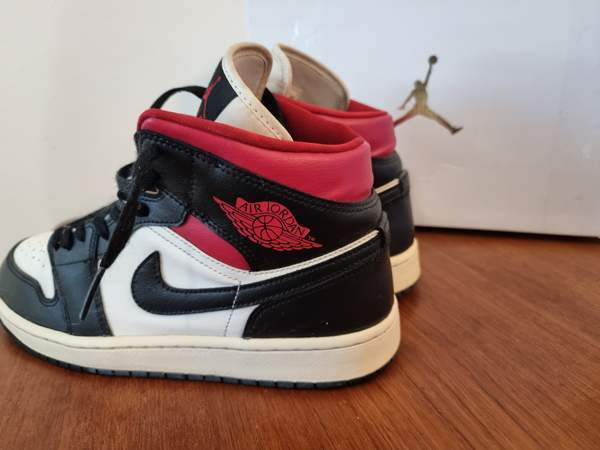 Air Jordan 1 Mid Gym Red Panda Eur 43 - 28cm Helsinki - valokuva 6