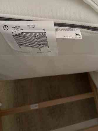 Vauvan sänky+petivaatteet+reunapehmusteet Helsinki