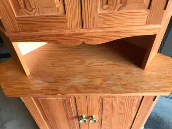 Mäntyinen kulmakaappi Salo