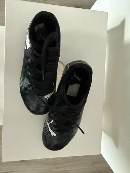 Lasten jalkapallo nappulakengät koko 30 Espoo - valokuva 4