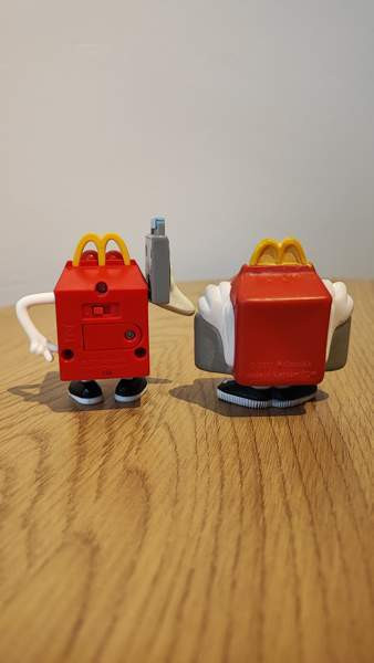 Vanhat McDonalds lelut Jaervenpaeae – foto 3