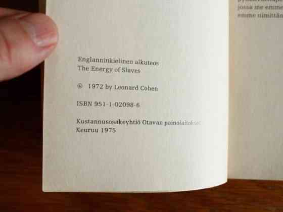 Leonard Cohen - Rakkauden orjat (runokirja) Tampere