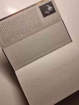 Riikka Pelo: Jokapäiväinen elämämme Helsinki