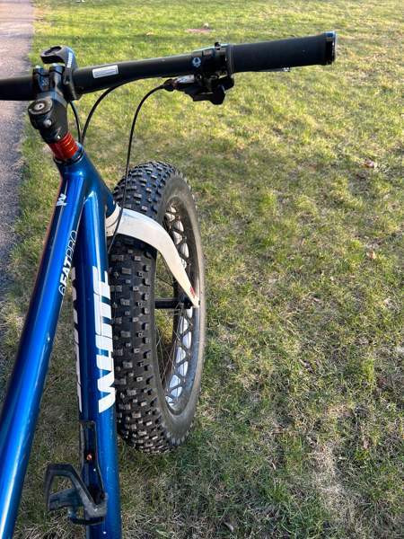 White 6 Fat Pro 19 Helsinki - valokuva 2