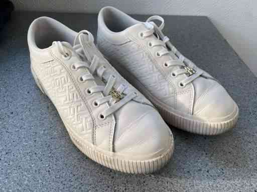 Tommy Hilfiger -tennarit 40 Salo