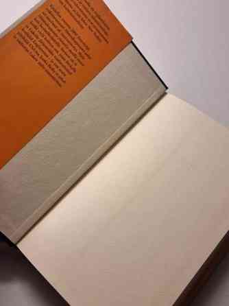 Sophie Kinsella: Himoshoppaaja vierailla mailla Helsinki