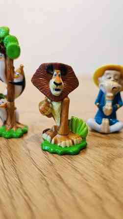 Kinder Madagaskar ja karate apina Jaervenpaeae