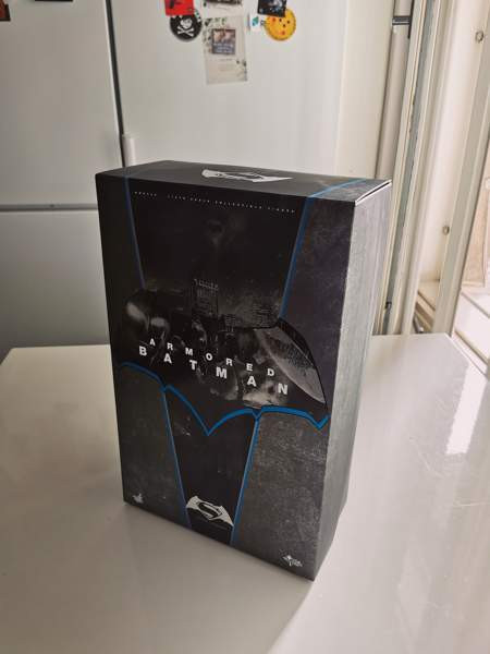 Hot Toys MMS349 BvS Armored Batman figuuri Tampere - photo 3