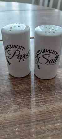 Riviera Maison pippuri- ja suolasirotin Laukaa