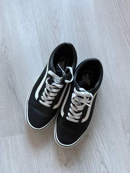 Nahkaiset vansit Pirkkala – foto 2