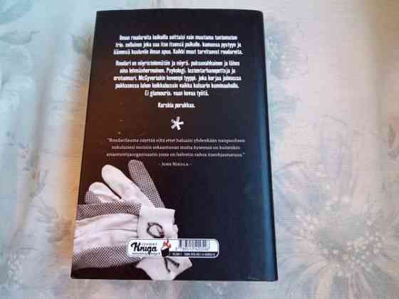 Lamppu Laamanen ROUDARIT Vastuun ja kamojen kantoa ...... Pieksämäki