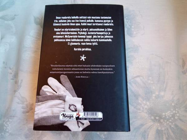 Lamppu Laamanen ROUDARIT Vastuun ja kamojen kantoa ...... Pieksämäki - valokuva 2