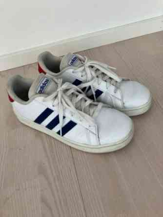 Adidas tennarit Рованиеми