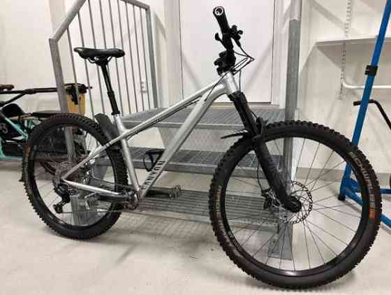 Canyon Stoic 4 L-koko Helsinki