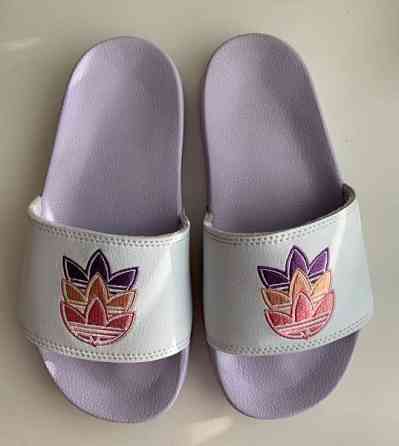 Adidas sandaalit Helsinki