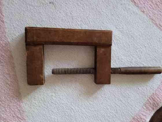 Puinen puristin Nokia