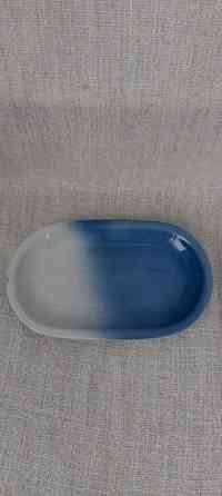 Tarjoilu-/paistoastiat, mm. Pentik Sotkamo