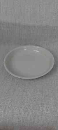 Tarjoilu-/paistoastiat, mm. Pentik Sotkamo