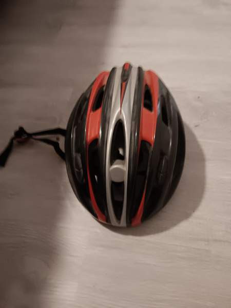 Pyöräilykypärä 55-60cm Saarijärvi – foto 1