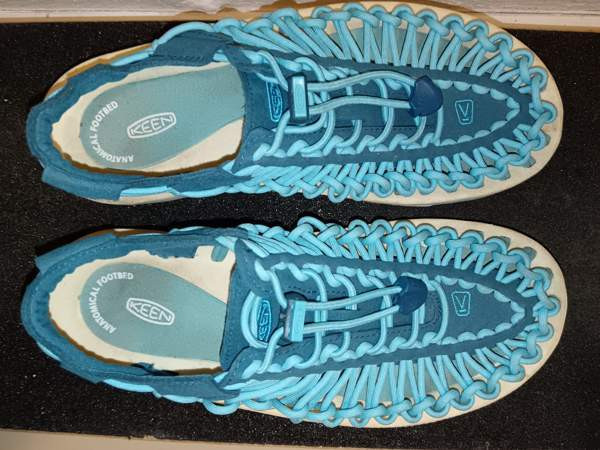 Veikeät Keen Uneek narusandaalit (25 cm/EU 38,5) Espoo – foto 1