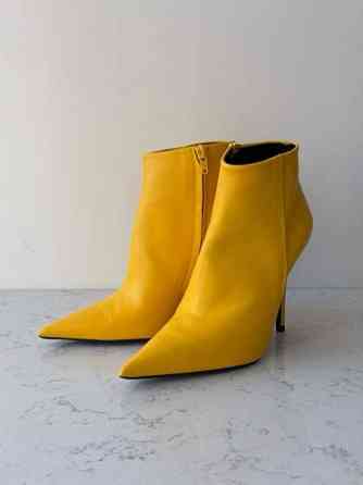 Keltaiset nilkkurit Topshop Helsinki