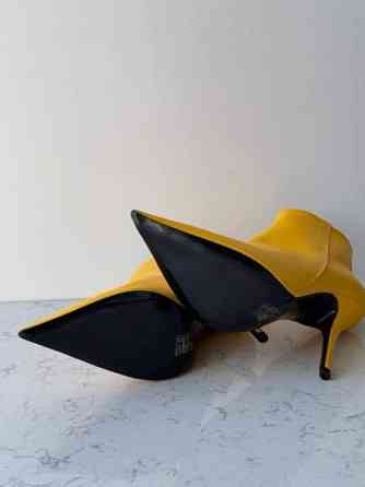 Keltaiset nilkkurit Topshop Helsinki