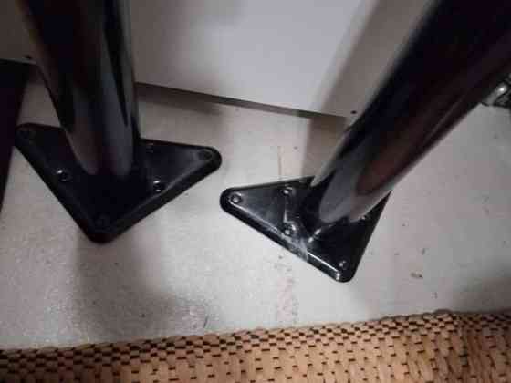 Lundia, metalliset pöydänjalat Tuusula