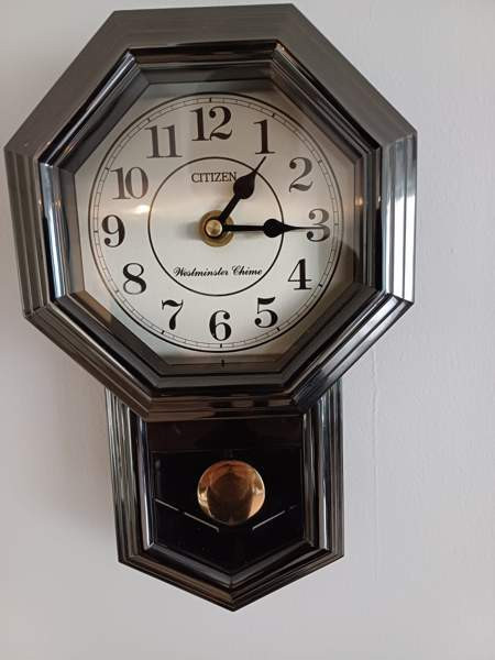 Citizen seinäkello Ярвенпяя - изображение 1