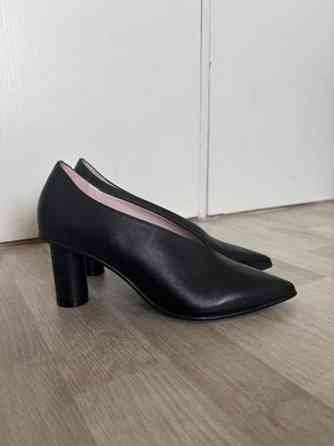 Marimekko nahkaiset korkokengät Helsinki