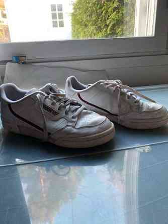 Adidas Sneakers, hyvät kesä/kevät kengät Espoo