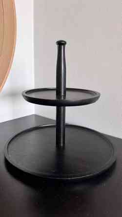 Akaasiapuu kerrostarjotin, Casa Stockmann Helsinki