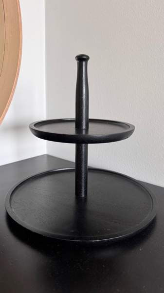 Akaasiapuu kerrostarjotin, Casa Stockmann Helsinki - valokuva 1